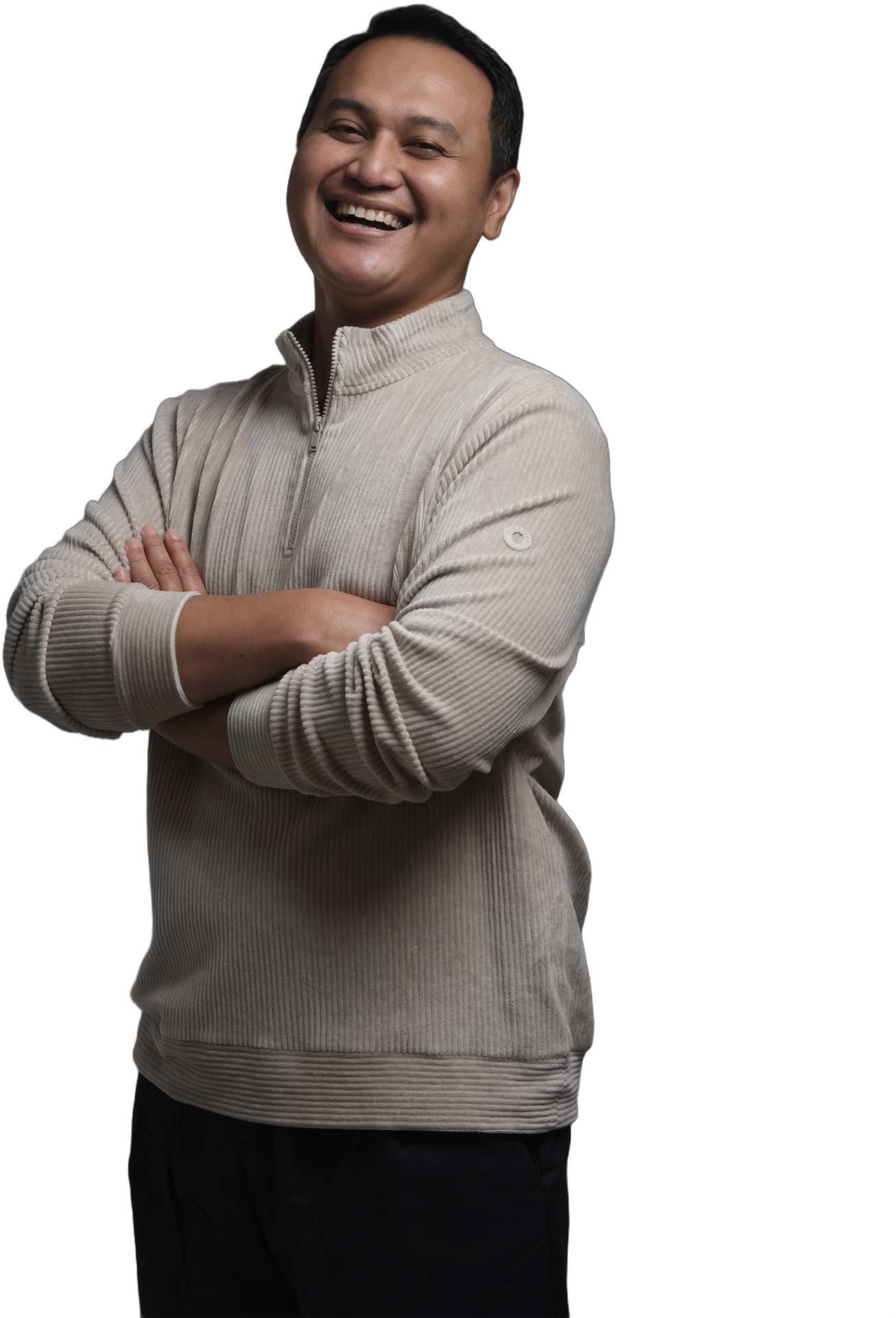 Kang Yana, founder Bareng Yana, tersenyum dengan tangan bersedekap